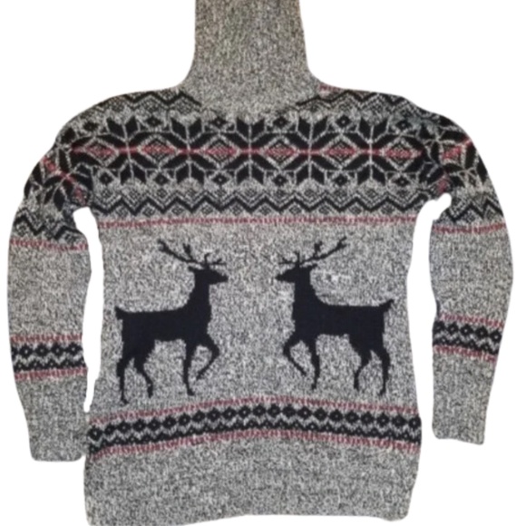 M | Reindeer Sweater - Picture 1 of 3